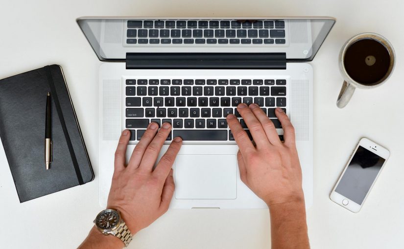 corsi-CREARE-SITO-WEB-PROFESSIONALE-PADOVA-Facile-retina_corso-CREARE-SITO-WEB-PROFESSIONALE-E-FUNZIONALE-Facile-Semplice-e-Piacevole-rivolto-a-tutti